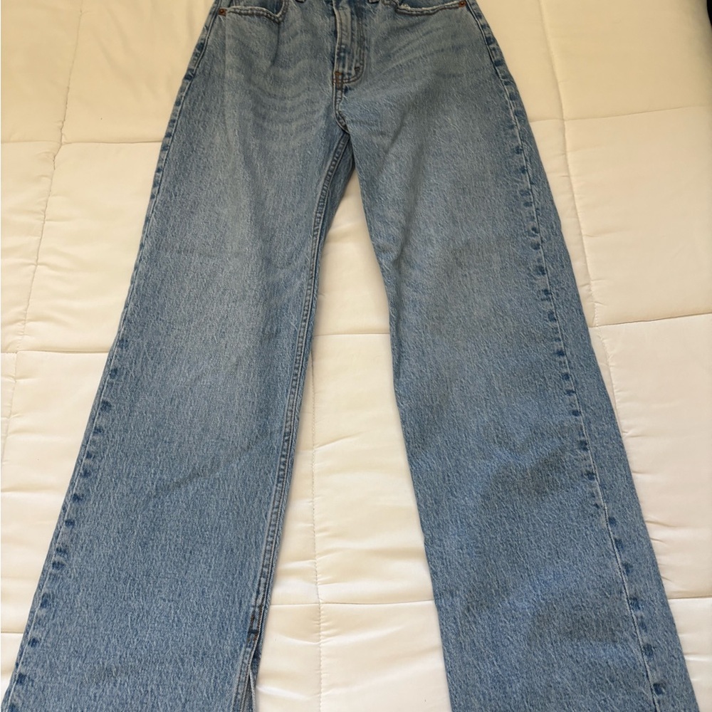 Abercrombie & Fitch Light Blue 90s relaxed high rise jean